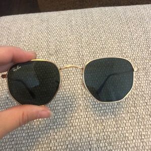 Ray ban sunglasses